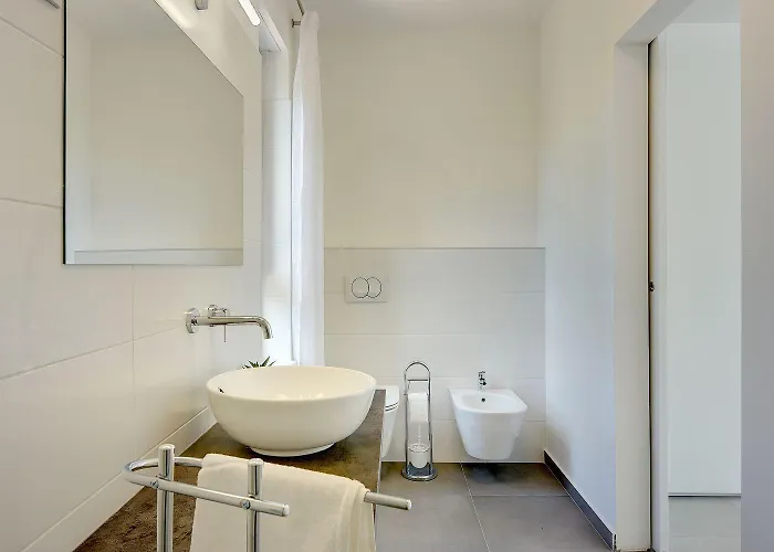 Moderne Mit Privatem Pool, Sonnenterrasse Nur 2 Km Vom 펜션