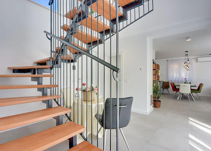 Moderne Mit Privatem Pool, Sonnenterrasse Nur 2 Km Vom *